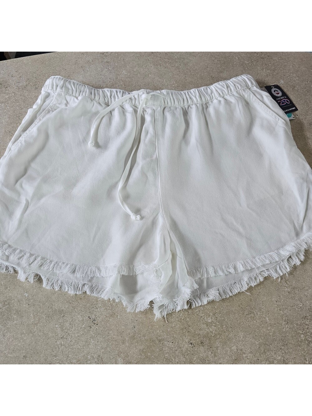 Flag & Anthem Women's White Fringe Hem Shorts XL NEW